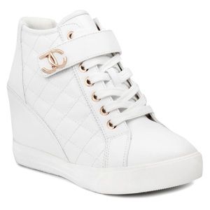 Juicy Couture Women's Platform Wedge Sneakers with Metallic Logo Accent Size 8